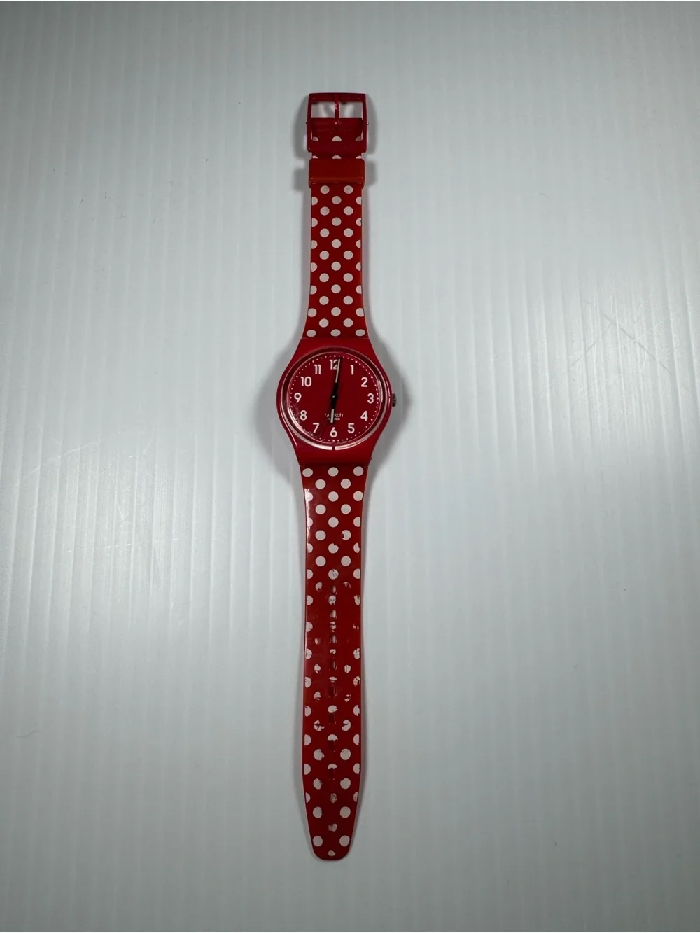 Swatch Watch “Berry Dots” 35mm evokes Minnie Mouse / Disney aesthetic